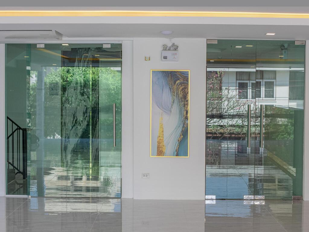 Image 12