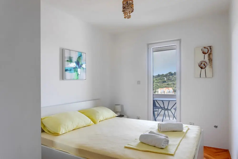 2 Bedrooms Deluxe Apartment with balcony and with sea view