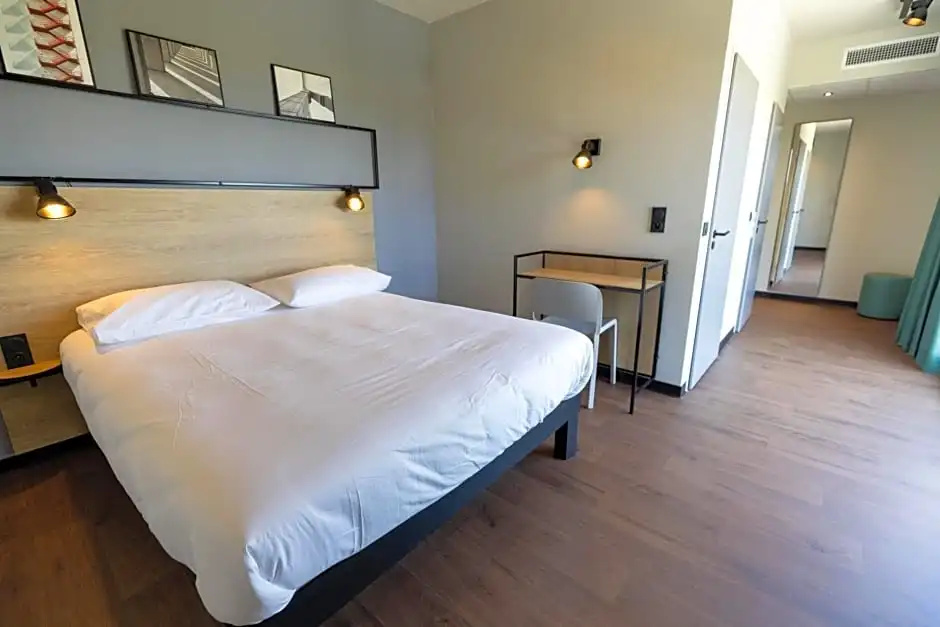 Premium Quadruple room