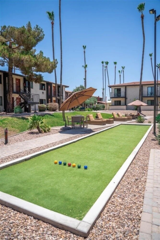 137 Fully Furnished, amenities galore by RedAwning