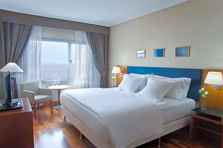 Economy Family room