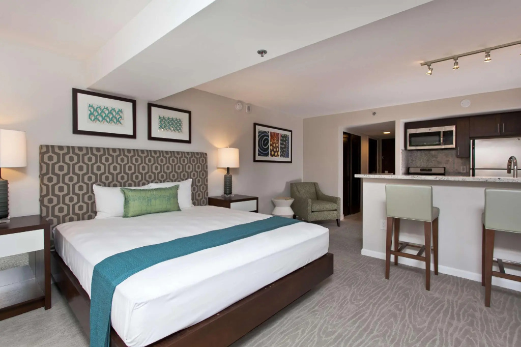 Ilikai Hotel & Luxury Suites - Général