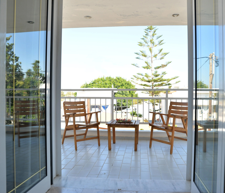 Balcony & Terrace