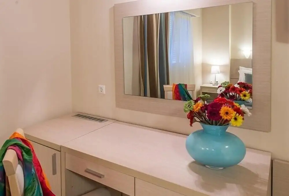 Standard Double room with garden view (full double bed)