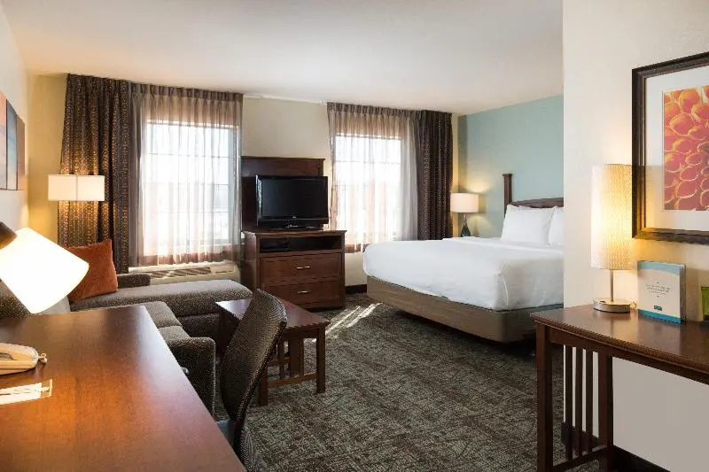 Staybridge Suites Sacramento Airport Natomas, an IHG Hotel - Chambres