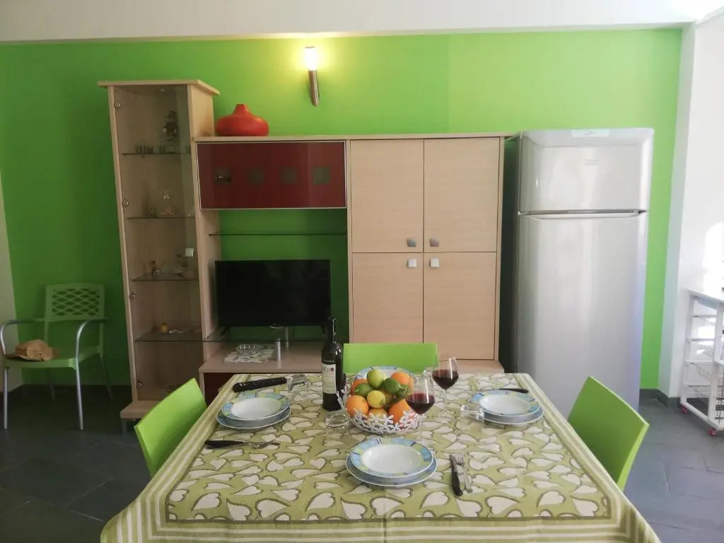 3 Bedrooms Apartment