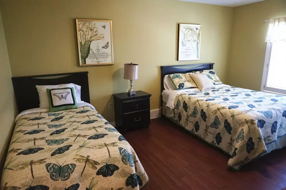 Comfort room