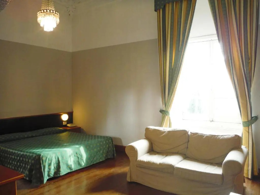 Standard Double room (full double bed)