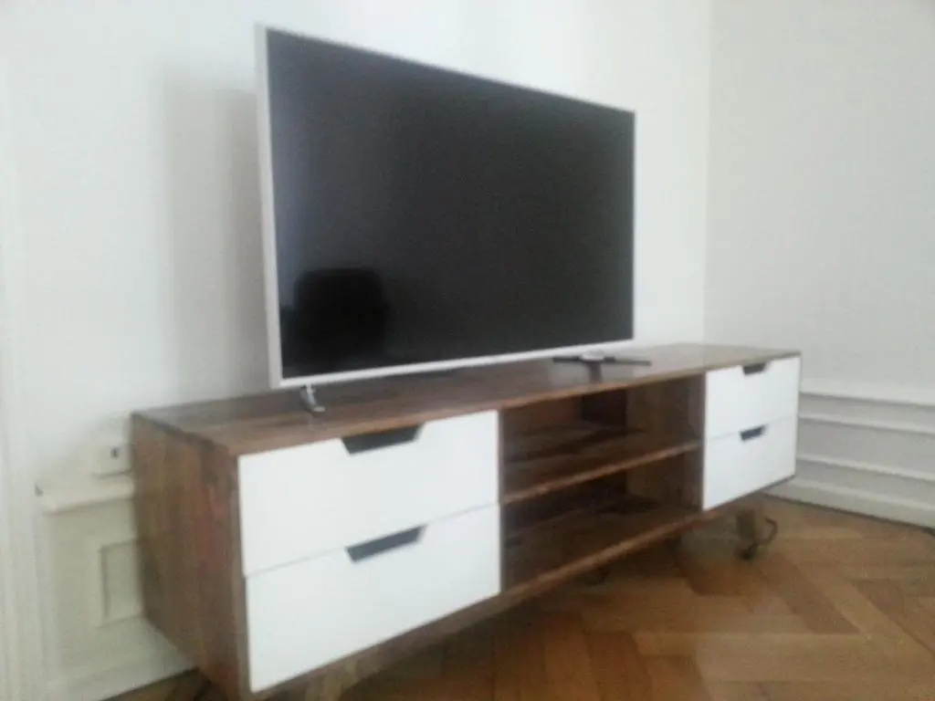 1 Bedroom Apartment with balcony