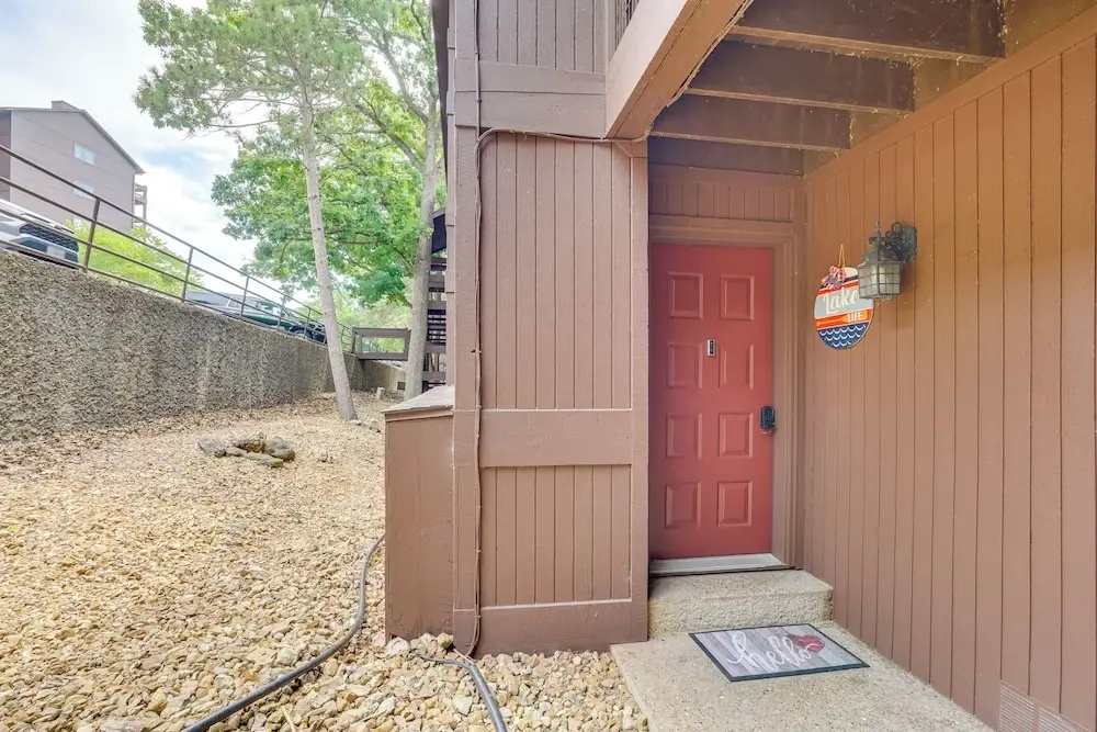 Boat Slip + Pools: Lakefront Osage Beach Condo