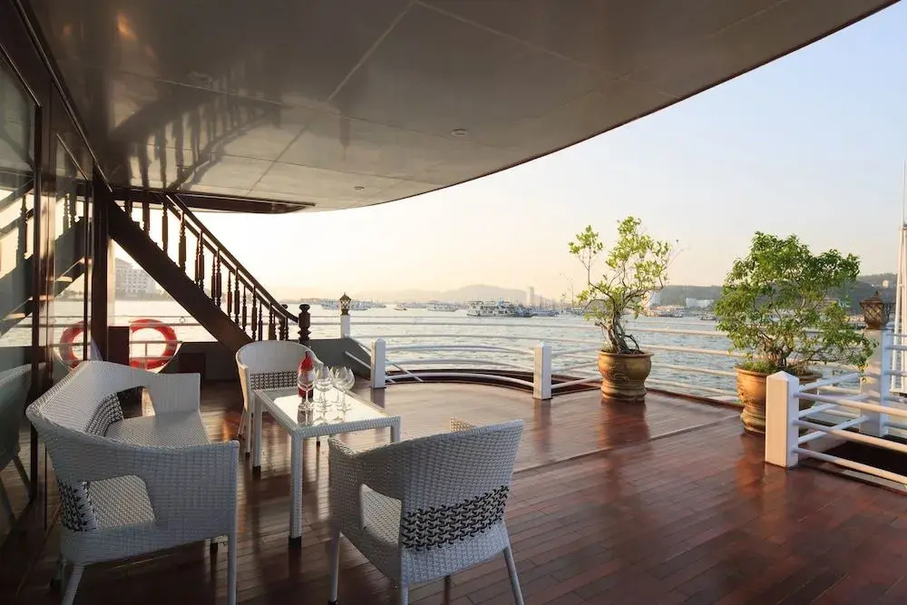 Halong Sapphire Cruise