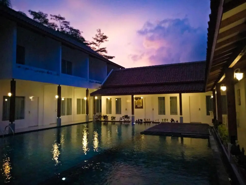 Sinom Borobudur Hotel - фото 1