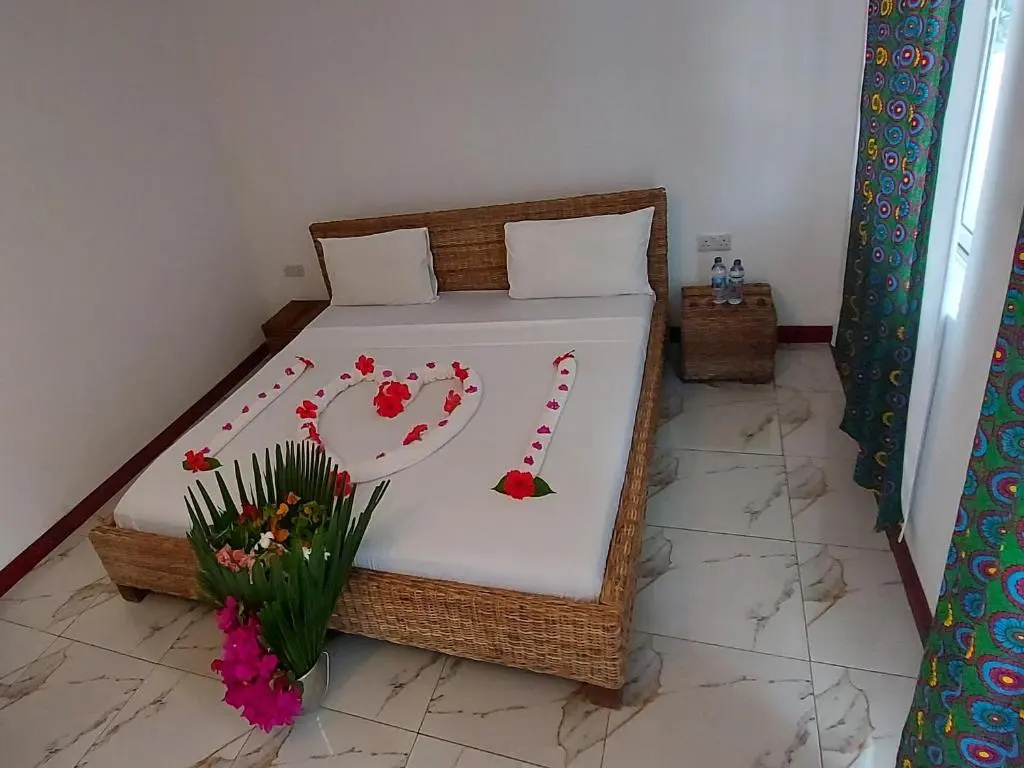 Standard Double room with garden view (full double bed)