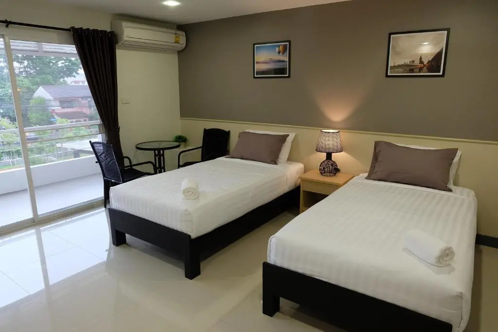 Standard Double room (twin beds)
