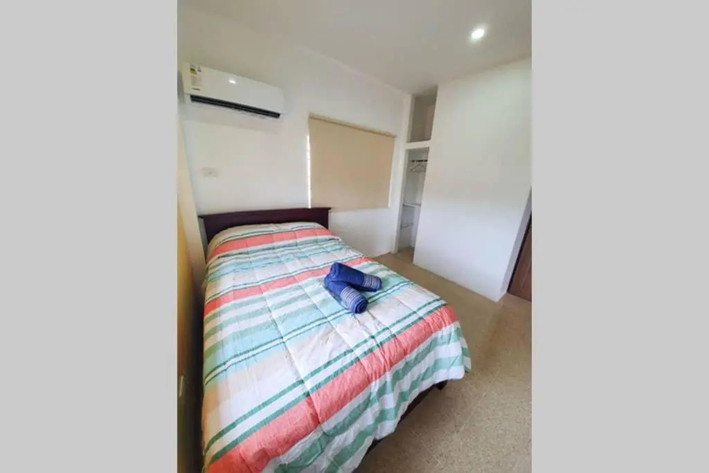 Renovada Casa Familiar con piscina en Salinas