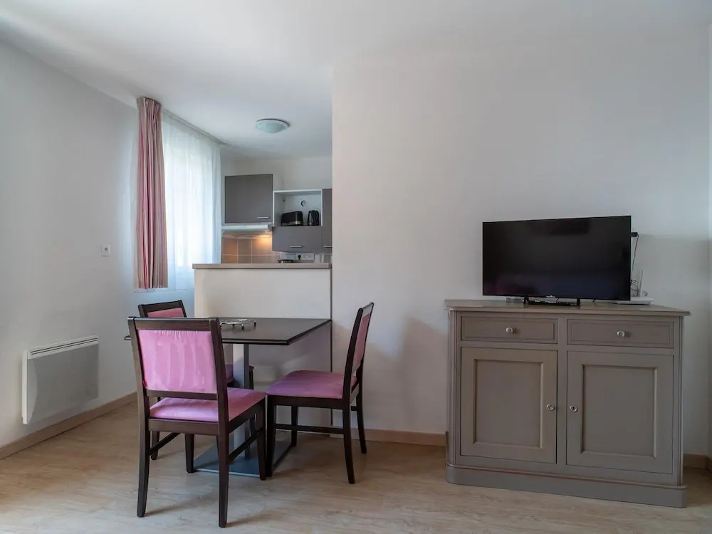 Voir la photo 4 — Art Village Apartment for Four
