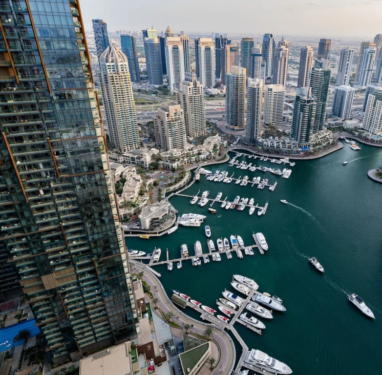 KOHH – 3BR in DAMAC Heights