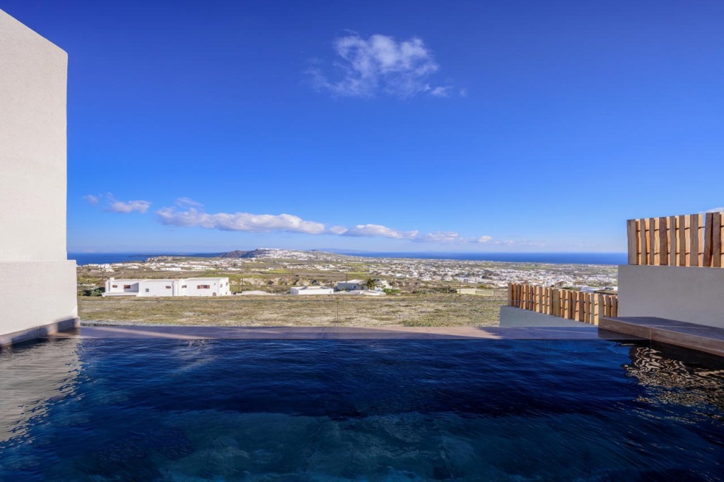 Beach & Waterfront