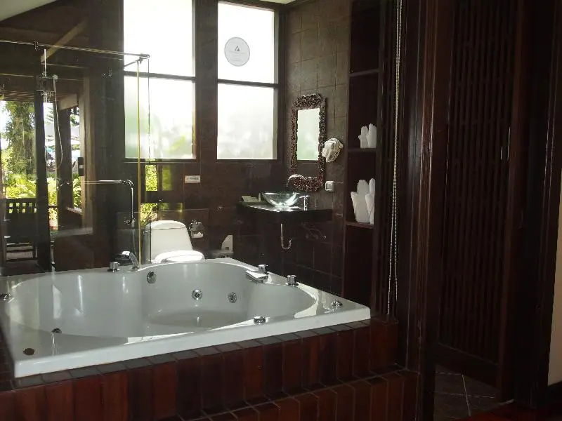 Khao Lak Palm Beach Resort - Chambres
