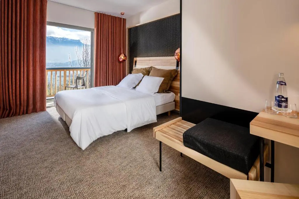 Superior room