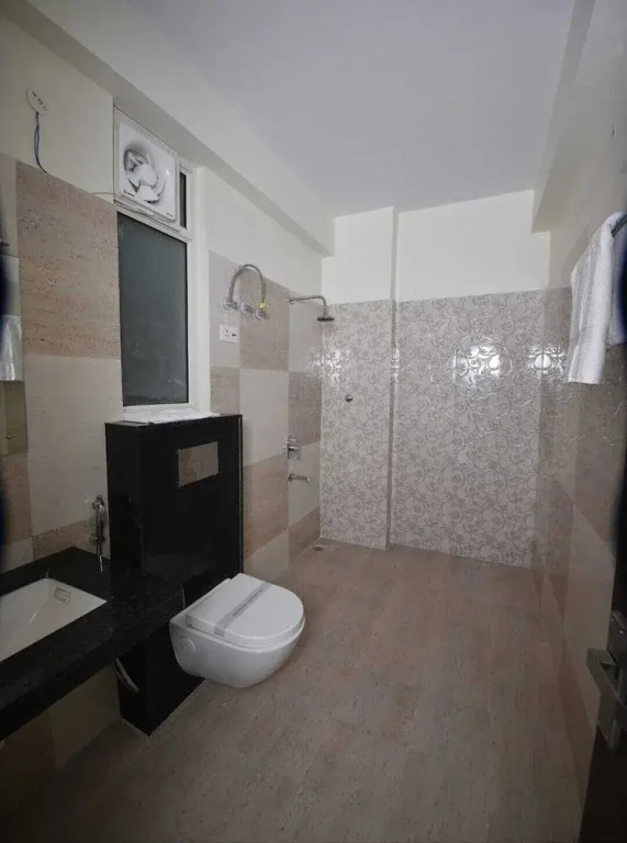Standard Triple Family room