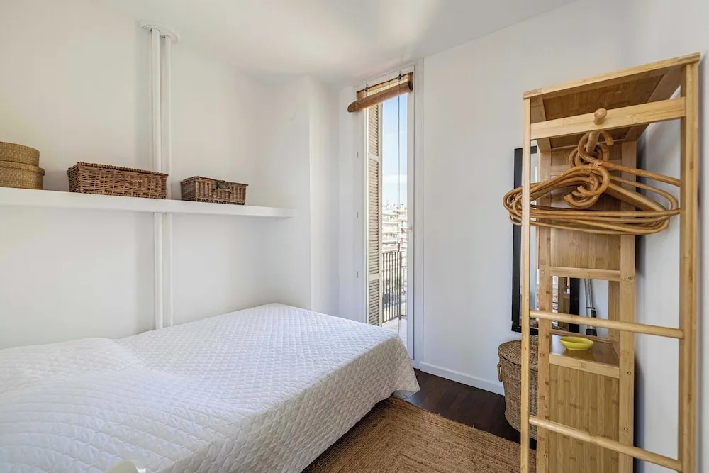 Air-conditioned Seafront Apartment - Nice