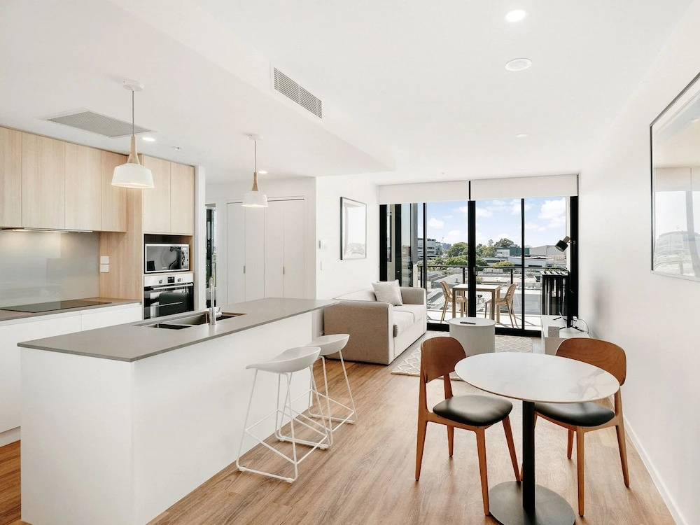 1 Bedroom Apartment with balcony