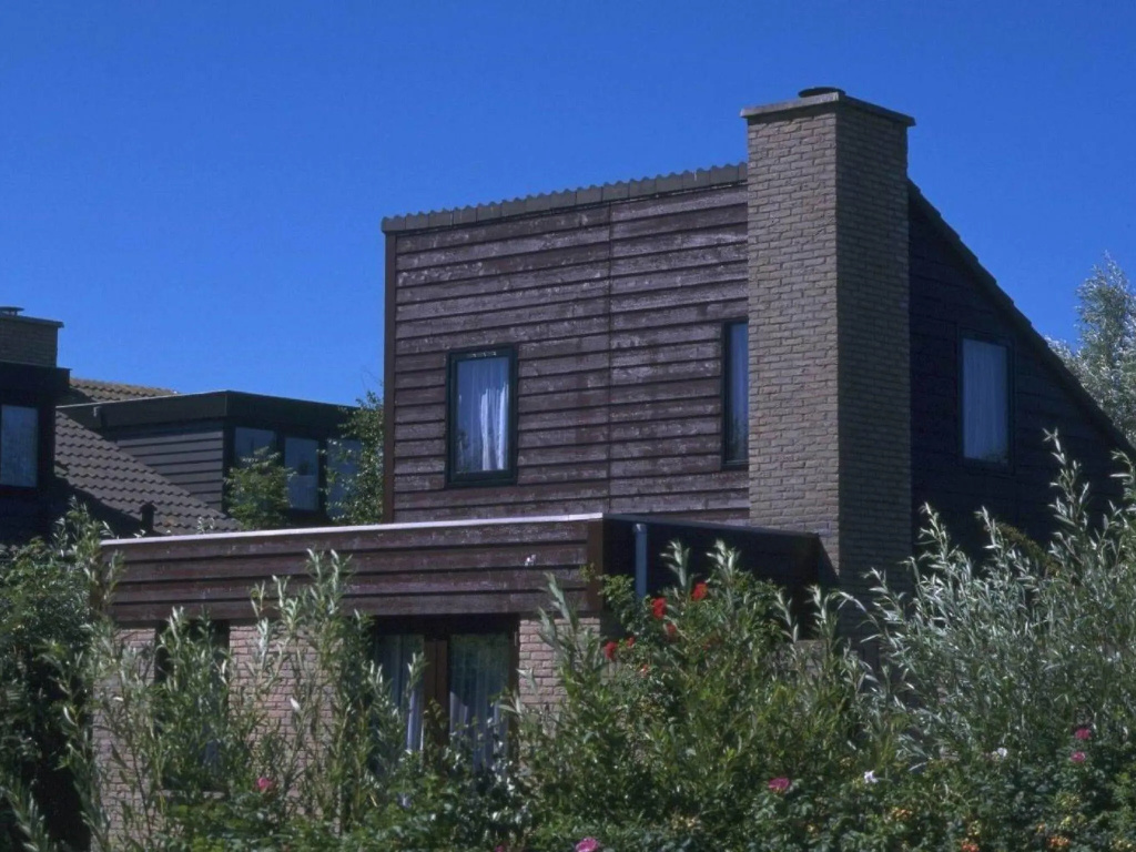 Detached Holiday Home With Dishwasher, Located On Texel