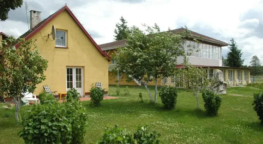 Pensjonat Stadnina Red Lion Farm