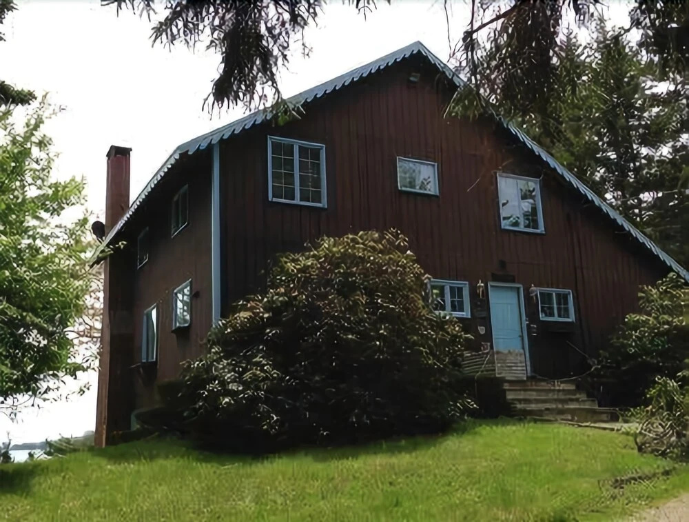 Shangri-La - Four Bedroom Home