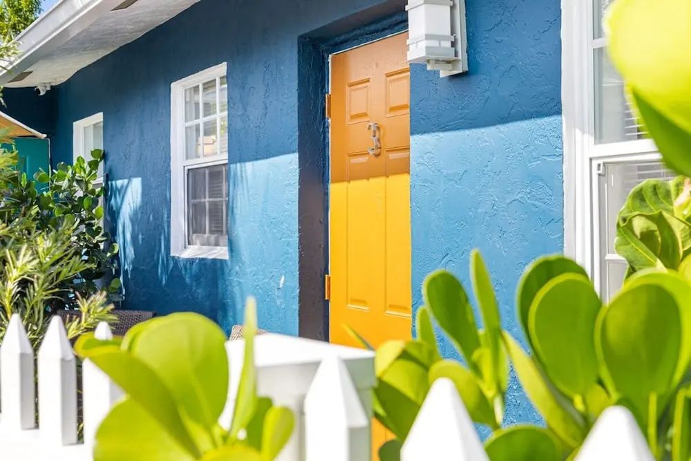 Lovely 2 BR Condo in Sailboat Bend