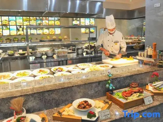 Mr. Lanchen Carbon Smart Health Hotel