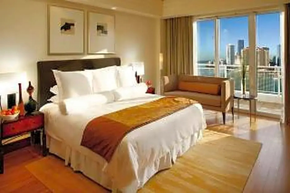 Double Suite with bay view (full double bed)