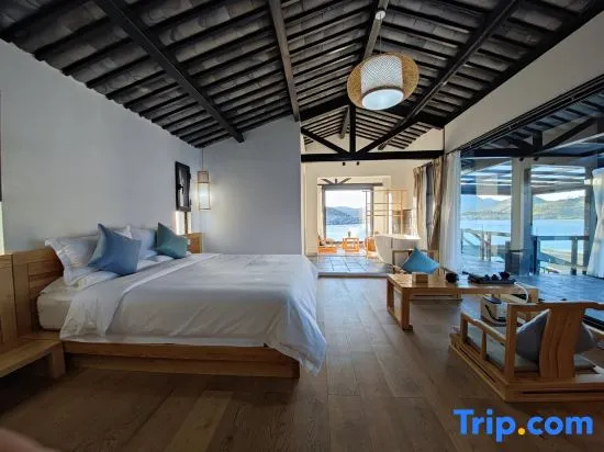 Standard Double room with sea view (full double bed)