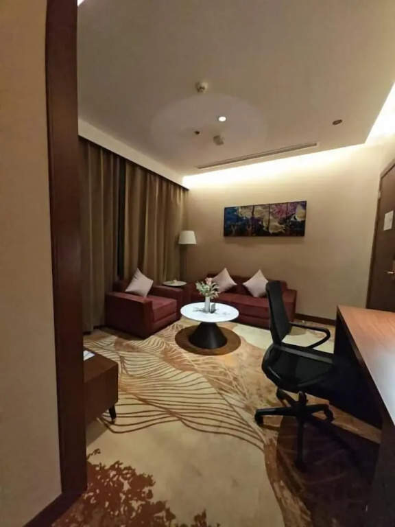 Economy Suite