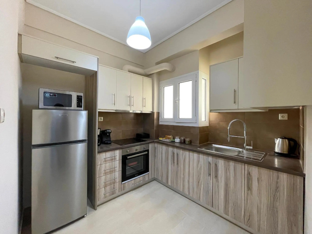 Riankour Central 90sqm apt in Panormou