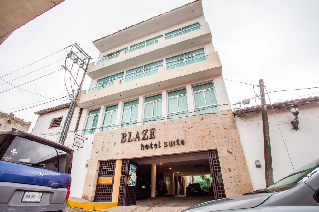 Blaze Hotel & Suite Vallarta