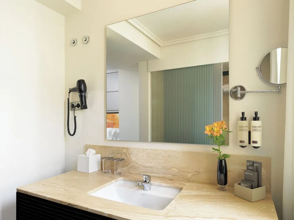 H10 Universitat Hotel - Chambres
