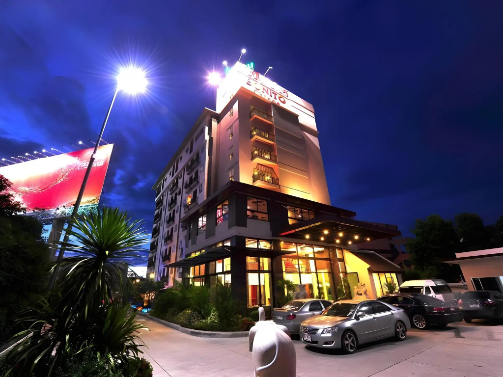 Bonito Chinos Hotel