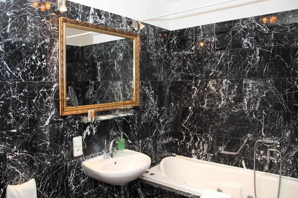 King Charles Boutique Hotel Residence - Général
