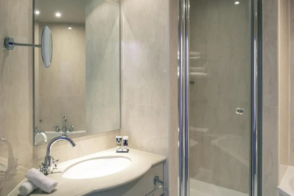 Holland House Hotel Cardiff By Sunday - Chambres