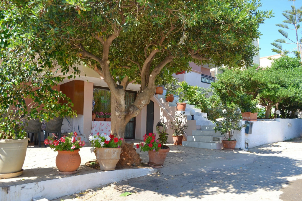 Melina\'s House Melina\'s House