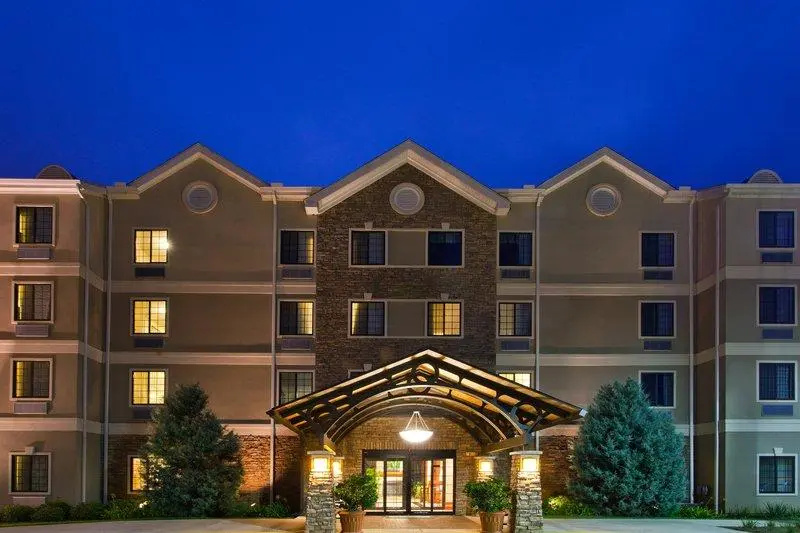 Staybridge Suites Tallahassee by IHG - Chambres