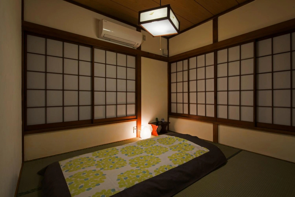 Sheena and Ippei - Hostel — 3