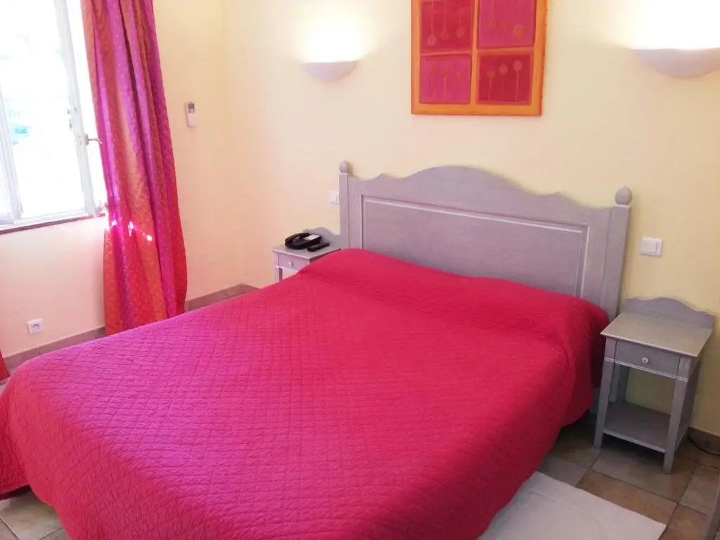 Htel Les Palmiers - Chambres