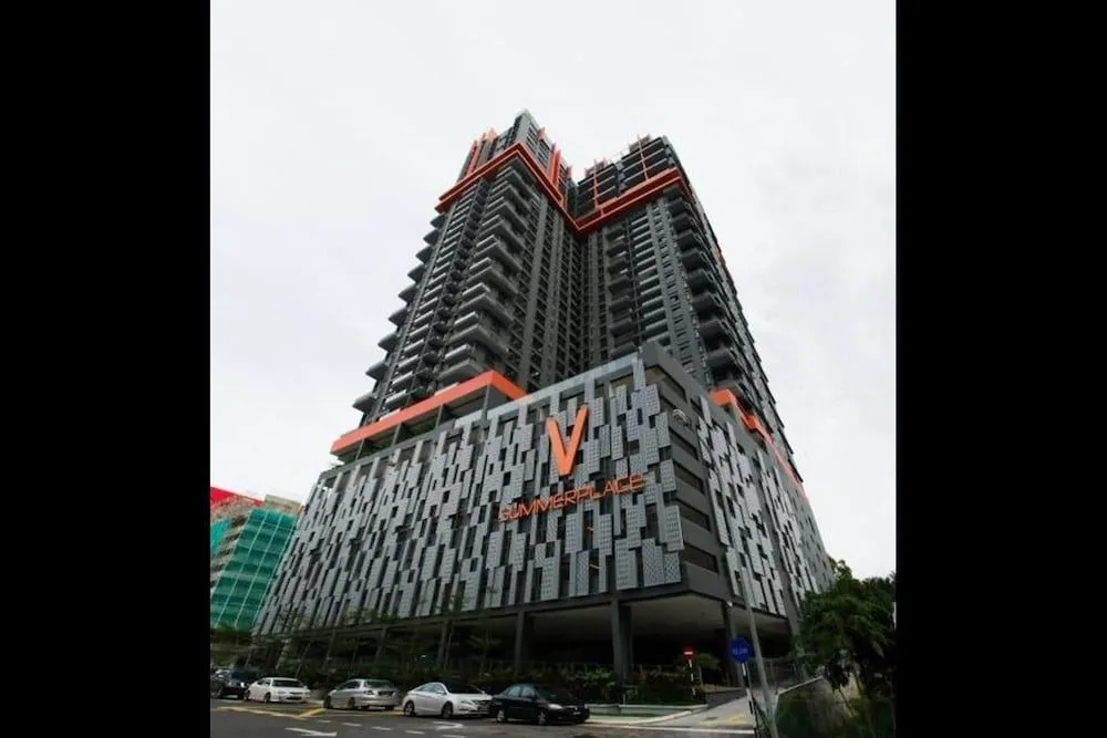V at Summerplace