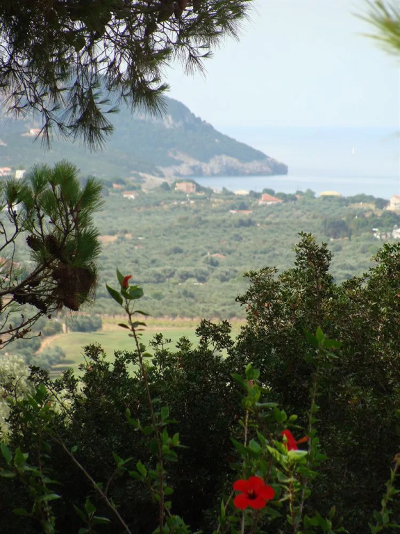 Traganitsa 3 * Traganitsa 3 *