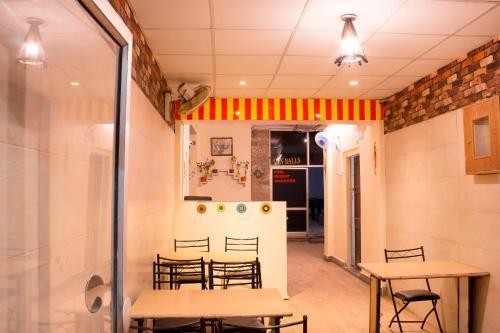 gallery_image_hidden_4