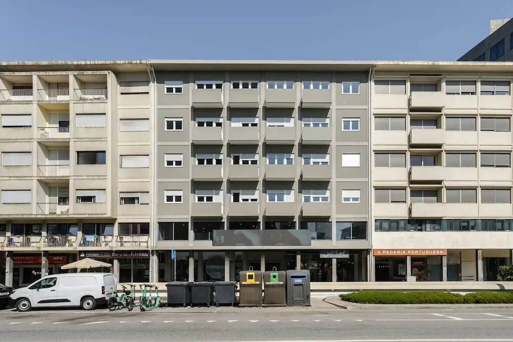 Bom Sucesso Executive Flat 5 4 by Feel Porto