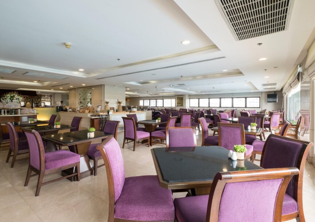 Centre Point Plus Hotel Silom by null